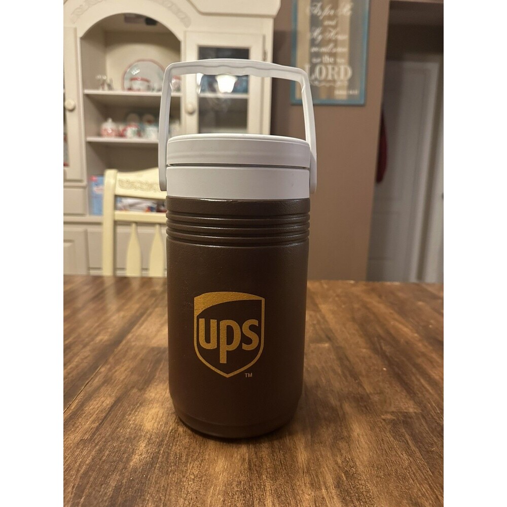United Parcel Service UPS Brown Coleman Water Cooler/Jug  32oz with Handle